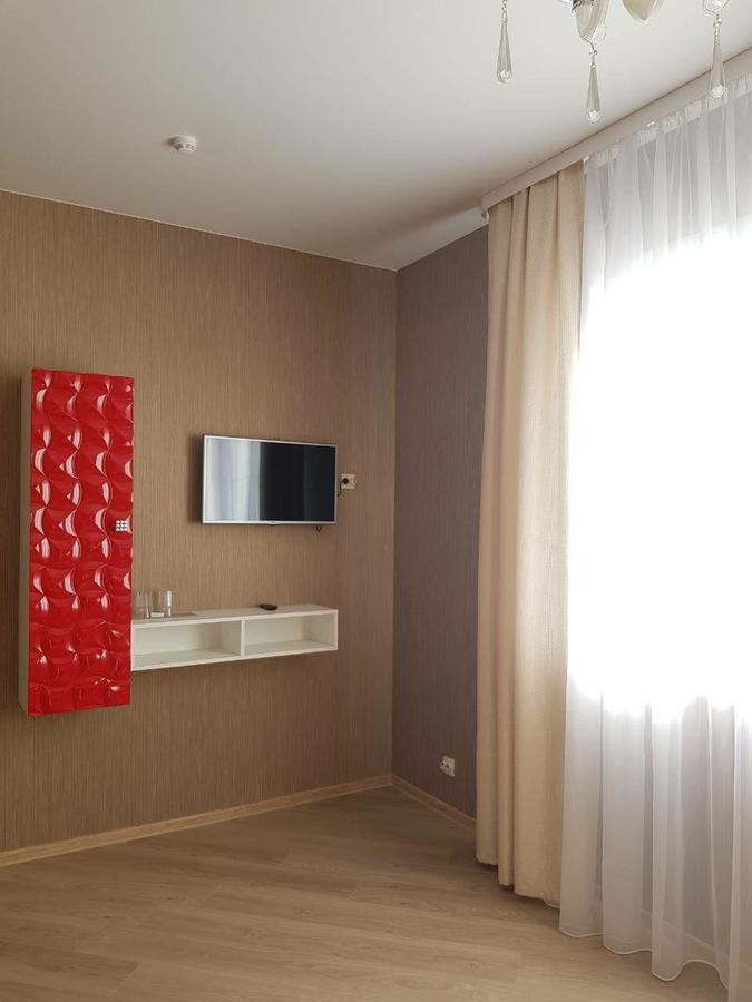 Grad Hotel Ashmyany Buitenkant foto