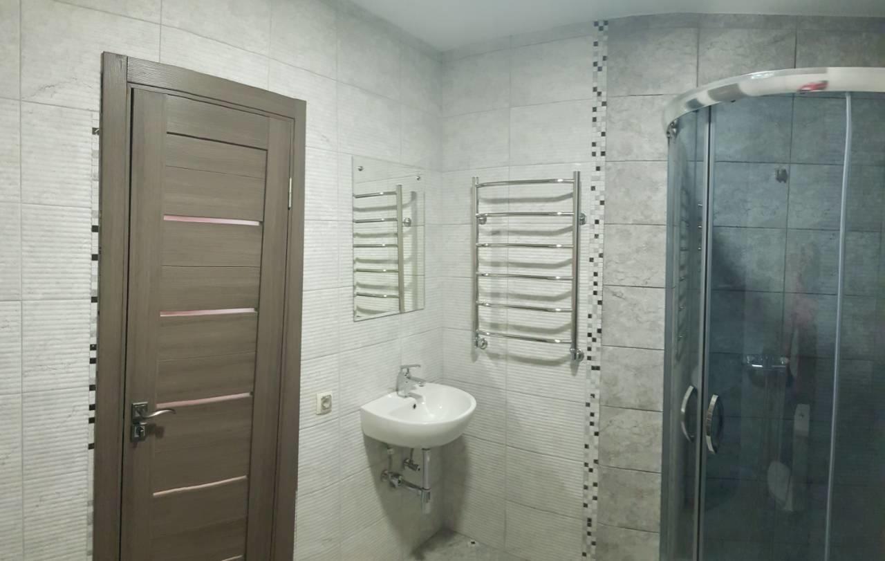 Grad Hotel Ashmyany Buitenkant foto